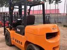 白銀升降車出租與電子產(chǎn)品銷售 現(xiàn)代商業(yè)運(yùn)營(yíng)的雙重支柱